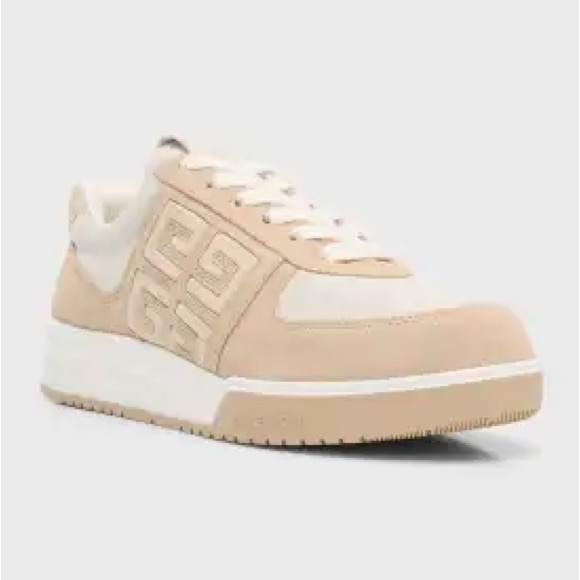 Givenchy G4 Mixed Leather Low-Top Sneakers- Brand New in Box - Picture 2 of 16